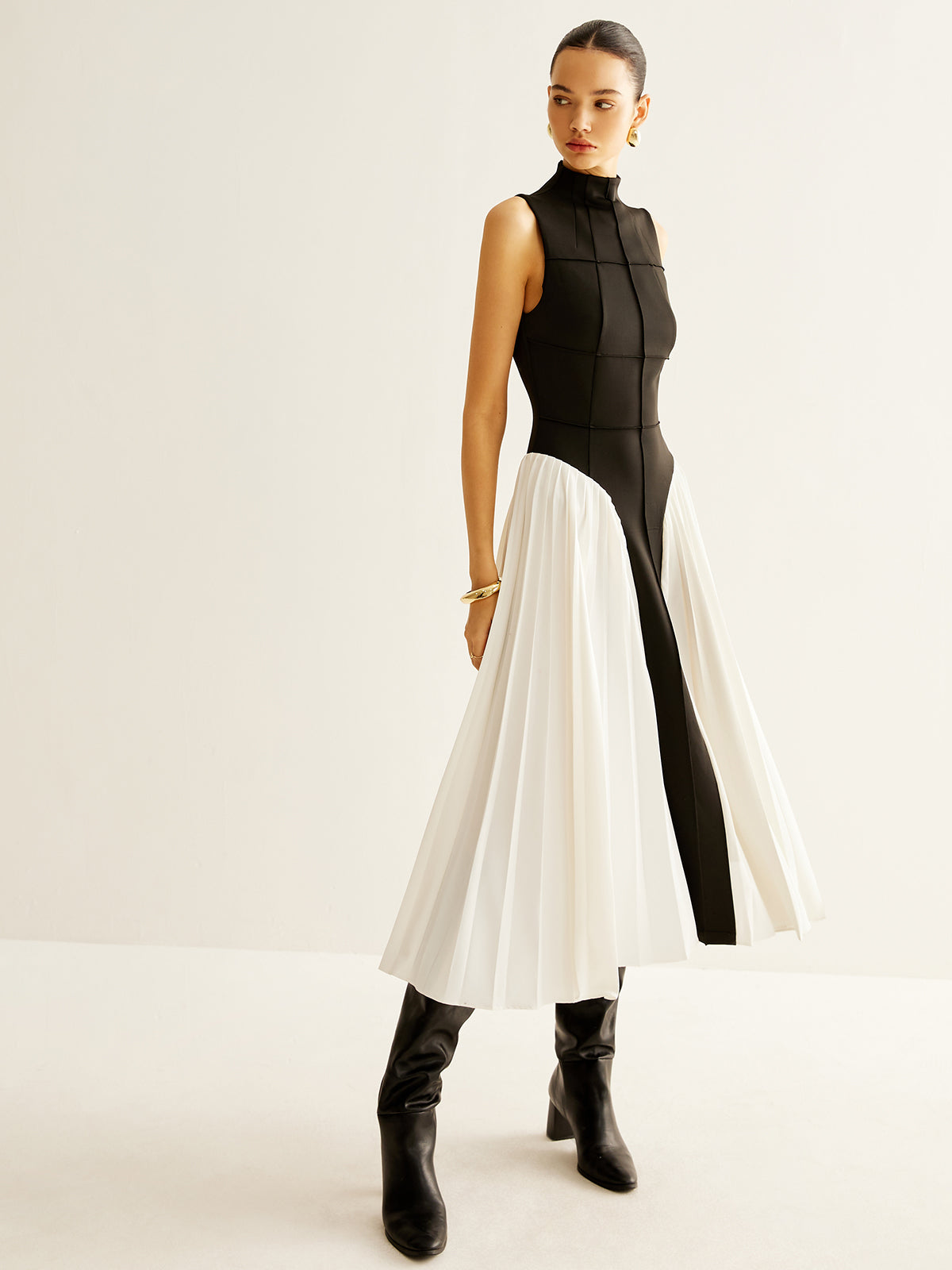 Sleeveless Color Block Pleated Dress